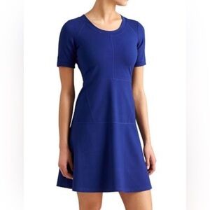Athleta En Route Dress